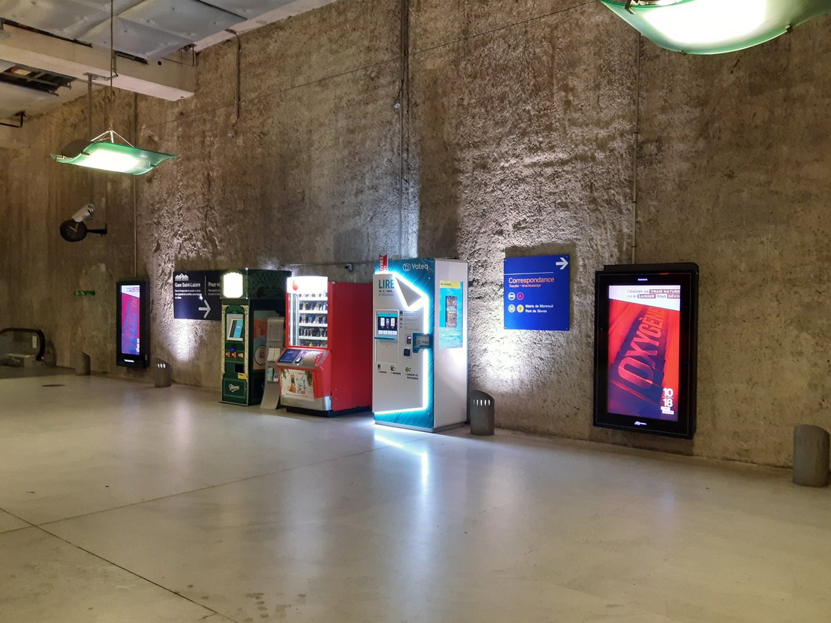 Yoteq_fr's tweet photo. Choisissez dès maintenant votre prochain livre à une borne Yoteq à #HaussmannSaintLazare (#RERE), #Magenta #GareduNord (pôle Alsace), Chelles, bibliothèque F.Mitterrand (#RERC). Un nouveau service culturel en gares !
#livre #innovation @Actu_Transilien @RERE_T4_SNCF 
@RERC_SNCF https://t.co/C6sFJ2FP4C