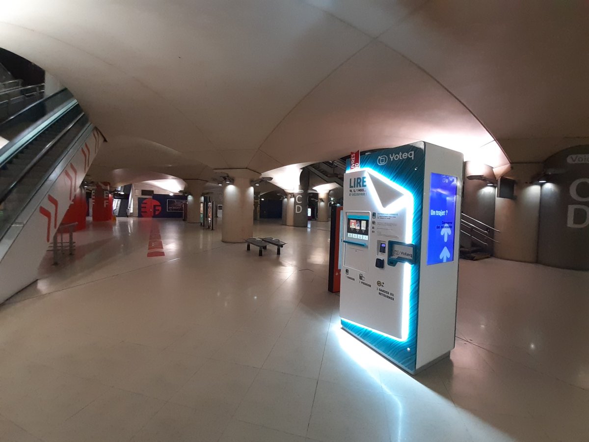 Choisissez dès maintenant votre prochain livre à une borne Yoteq à #HaussmannSaintLazare (#RERE), #Magenta #GareduNord (pôle Alsace), Chelles, bibliothèque F.Mitterrand (#RERC). Un nouveau service culturel en gares !
#livre #innovation <a href="/Actu_Transilien/">Transilien SNCF Voyageurs</a> @RERE_T4_SNCF 
<a href="/RERC_SNCF/">RER C</a>