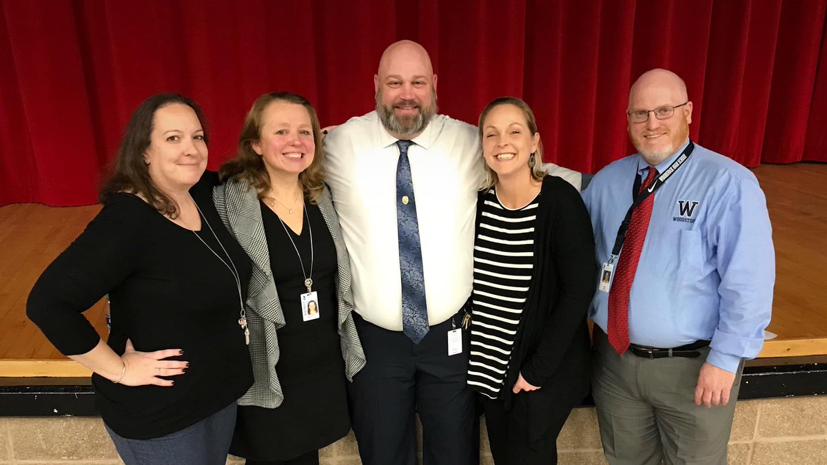 CCCPTA's tweet image. Great night at our first Parent University! Began the event with insights from a panel of impressive Woodstock High students. Thank you to Dr. Debra Murdock, Noelle Beard, and Lieutenant Richie Rich for a information-packed evening! #CCSDcares #SafeCherokee #ReadySetServe