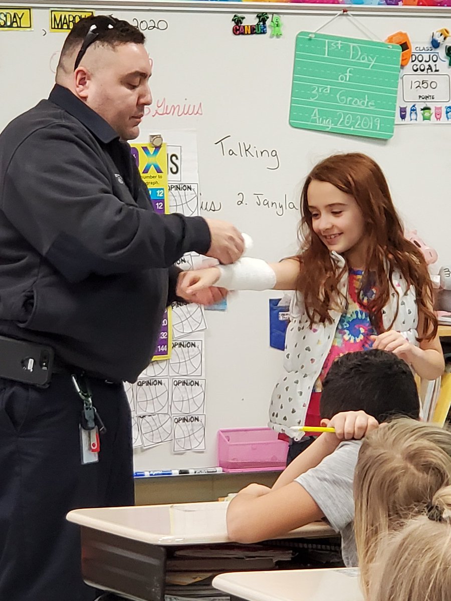 Mrs. Bognetti tweet media