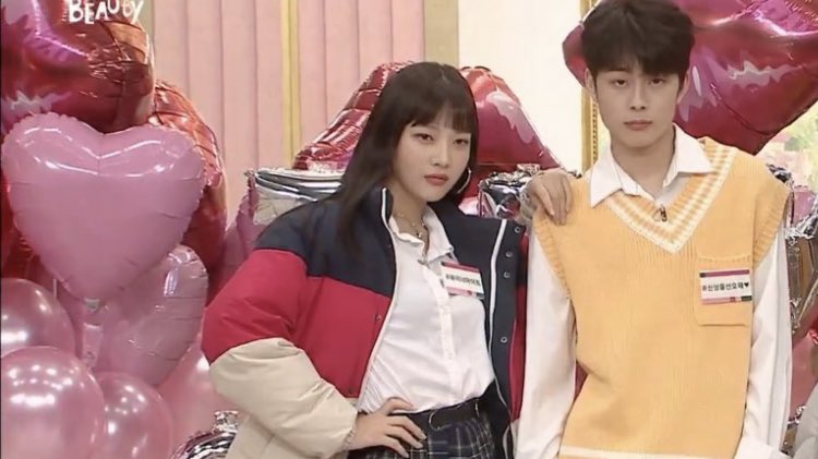 heroes_twt's tweet image. Joy successfully adopted Seonho as her younger brother.