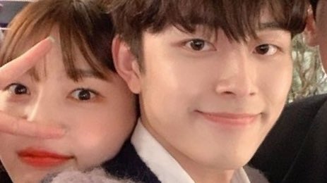 heroes_twt's tweet image. Joy successfully adopted Seonho as her younger brother.