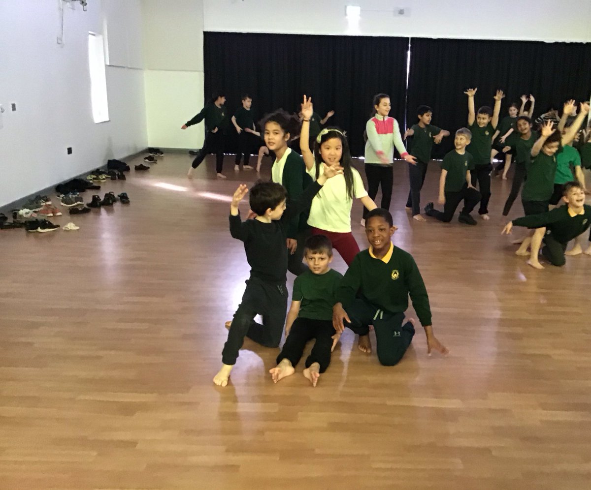 swiftsMPS's tweet photo. Lots of smiles in our rock and roll dance lesson 🎸 https://t.co/Z3YiCSgYSO