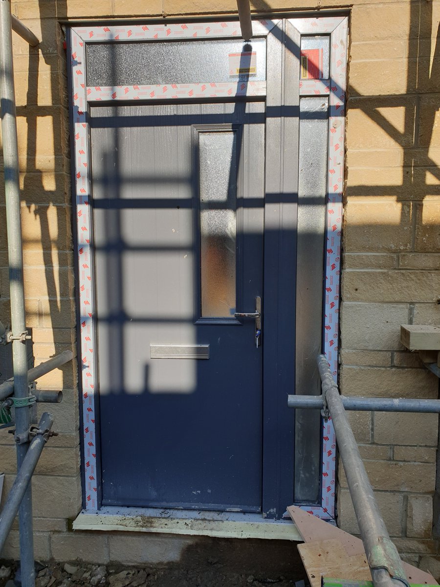 A lovely clear, sunny morning in Nelson and <a href="/ReadstonCon/">Simon whittam</a> is making up for lost time at Beech Street. The roof is on plots 3 and 4 and you can see the sun tunnel - what a difference this makes to the landing. Who knew how exciting seeing a key in a front door lock would be?!!