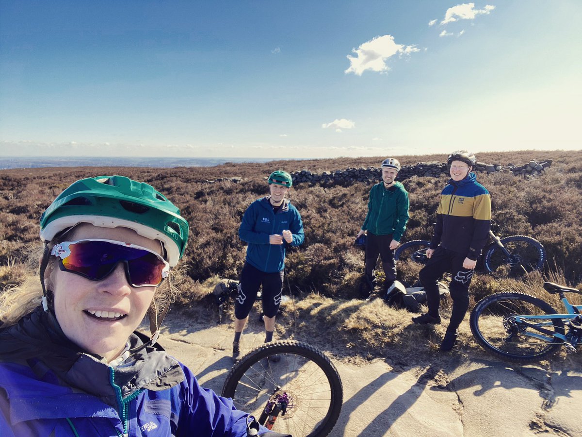 Belter of a day to show off our @ridesheffield trails to @mbrmagazine @SimMainey 📸. Bikes in the sunshine = big grins 😁 ☀️ @18bikes 
#ridesheffield
#houndkirk
#ridelikeagirl #mtbgirl #mtbuk