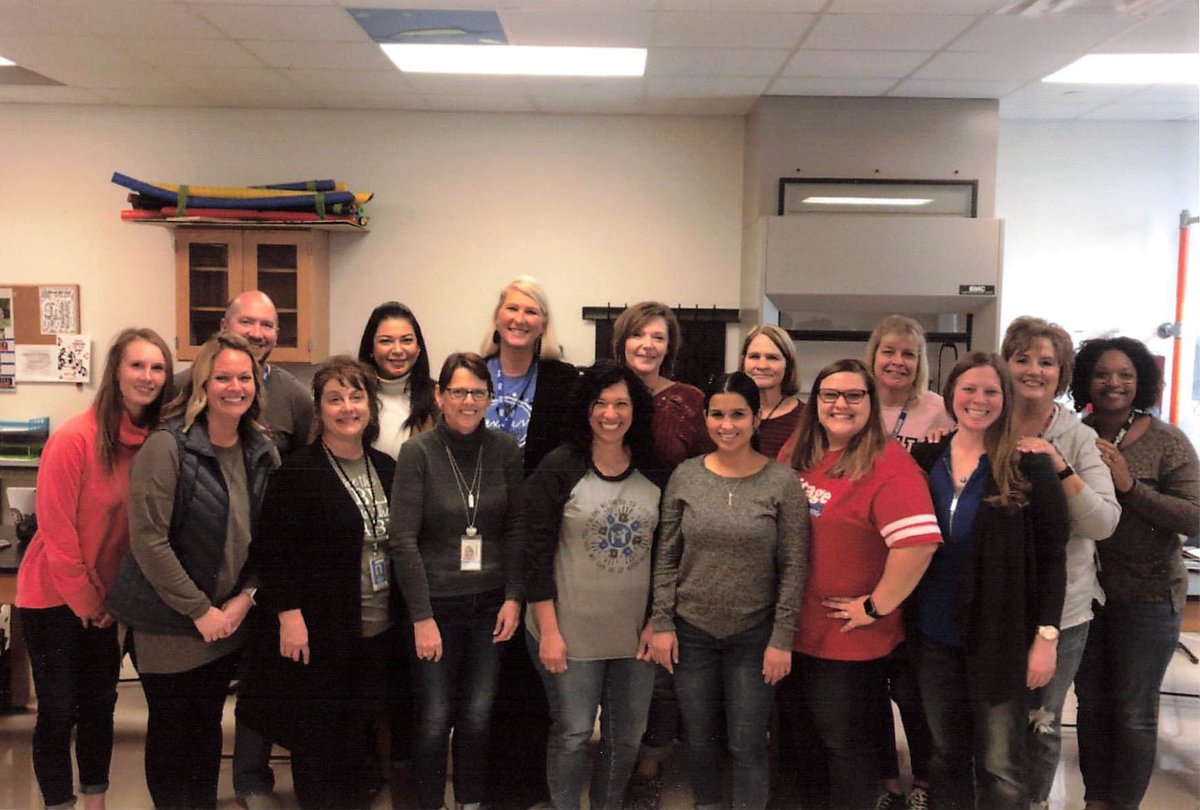 MidlothianISD's tweet photo. Happy Educational Diagnosticians' Week! We are so appreciative of our diagnosticians and the work they do each day to serve our students and help them reach their unlimited potential! #MISDProud #TexasPublicSchools https://t.co/D4wH7ihbcM