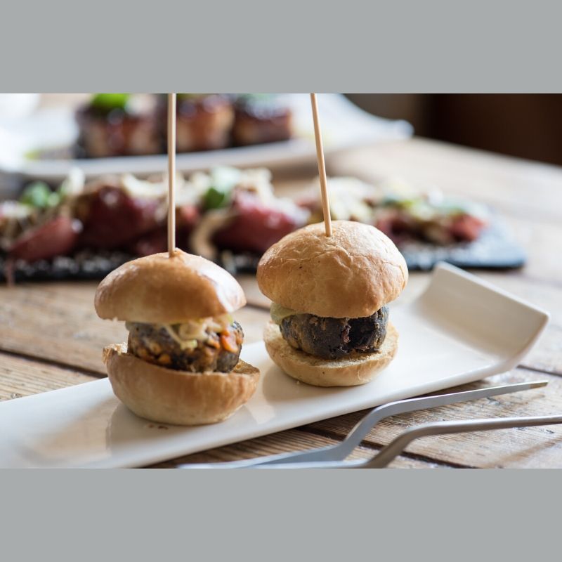 Big flavours come in small packages, just like our Morcillas de Burgos Sliders  served with tangy Green Apple Slaw and Idiazabal cheese 🍔

Reserve a table with us via bit.ly/BravasBooking
#StKatherinesDocks #LondonRestaurant #BravasTapas