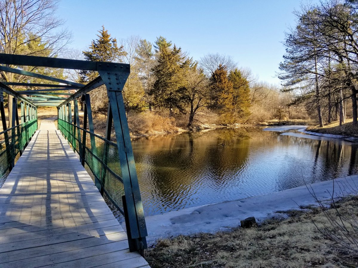 DoaneUniversity's tweet photo. The sun is shining and spring break is in sight. ☀️
Happy Friday, Tigers!
#DoaneU | #GoDoane https://t.co/WywwLIA1i7