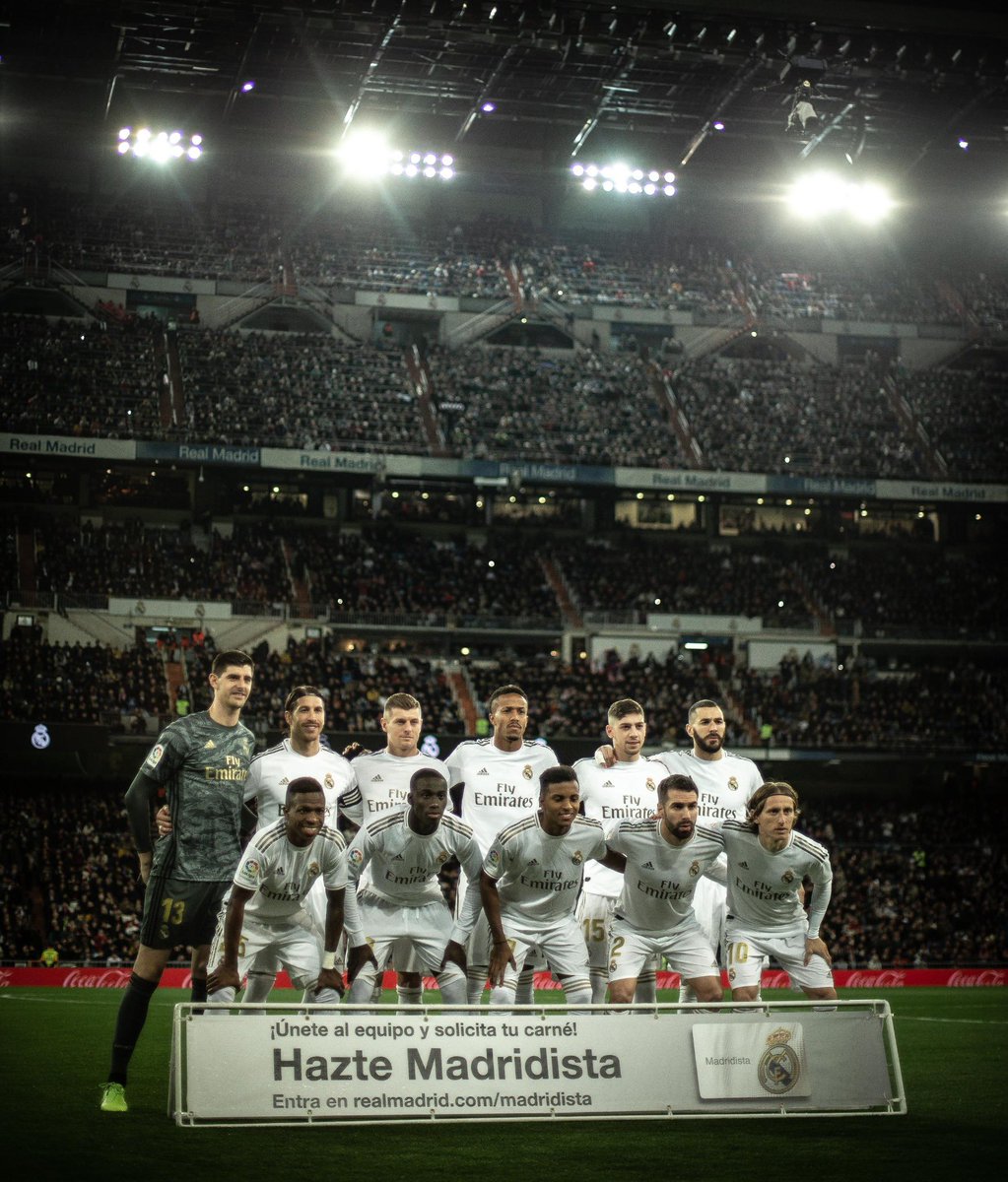 fedeevalverde's tweet photo. Historia que tú hiciste 
historia por hacer...
118 años del club que estoy tan a gusto 🖤🤍 #HalaMadridynadamas https://t.co/RsUu2Fhe5k