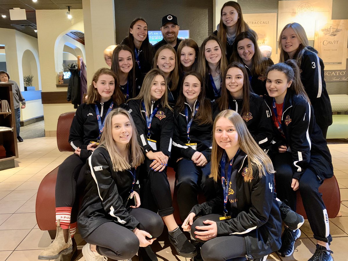 JuliesInteriors's tweet photo. U17AA @SuburbanFC Girls having a time in Massachusetts!  ⚽️ https://t.co/LiSbe9vs4J
