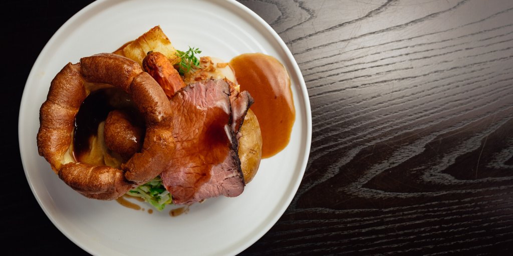 SilversmithsRe1's tweet photo. ✨Mother's Day is just around the corner, why not treat that special mum to one of our stunning Sunday Lunches. Available every Sunday, including Mother's Day (22nd March) between 12pm - 5pm. 
-
To book;
0114 2706160 / bookings@silversmiths-restaurant.com https://t.co/3nI0KOVVNv