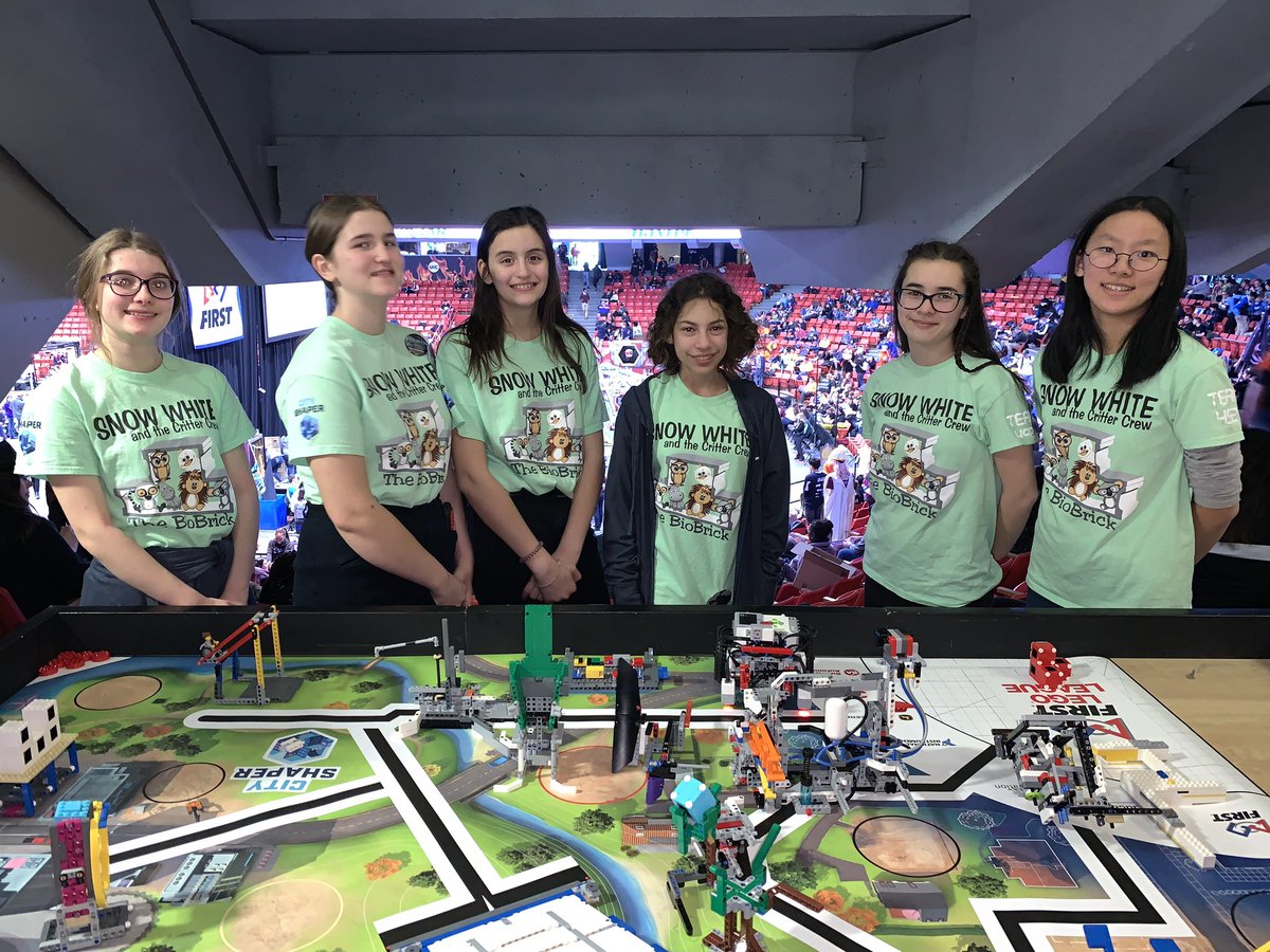 FRC Midwest Regional is pumped up! We’re having so much fun!
#omgrobot
<a href="/IllinoisFIRST/">FIRST Illinois Robotics</a> 
<a href="/firstlegoleague/">FIRST LEGO League</a>