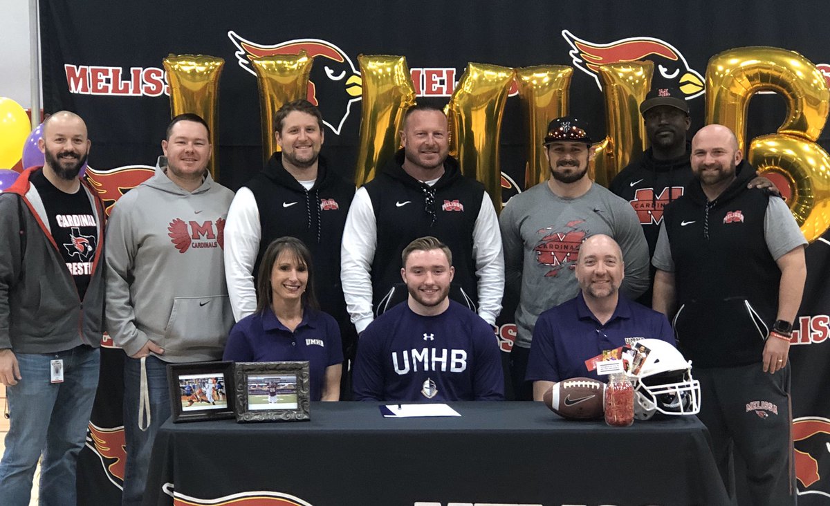 FootballMelissa's tweet photo. Super Excited for Caden Hayes and his signing to UMHB!!  Hard Work pays off.  From torn ACL to the 4A Defensive POY!!  #BAWA #TTH #BTB https://t.co/d2avOogFbE