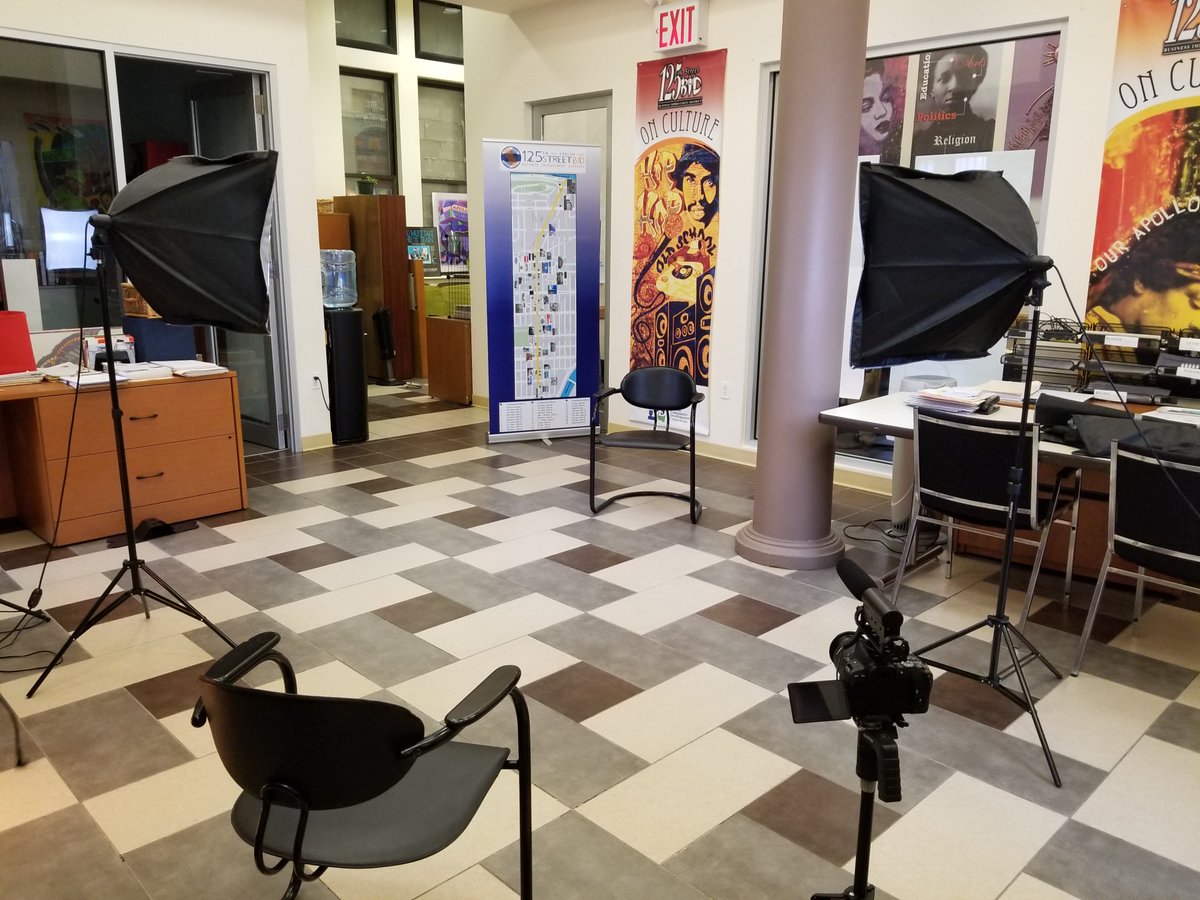 125thstreetbid's tweet photo. The 125th Street BID is growing in its' effort of the Bizzinifi Campaign. Mark Irgang of the Irgang Group defines the purpose of his properties on the BID... blending with the culture.
#RealEstate #Property #business #Harlemlive #Harleminvest #Harlemvisit #Harlemwork https://t.co/LUwJeQuBHn