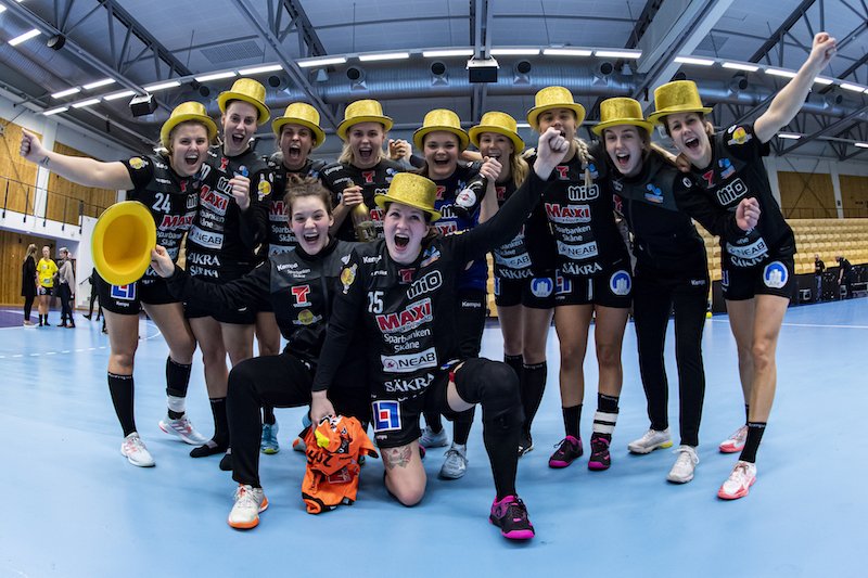 HBkanalen's tweet photo. Extra: Kristianstad tillbaka i SHE
https://t.co/Ma4tljK2X1 https://t.co/eeoAjsvN10