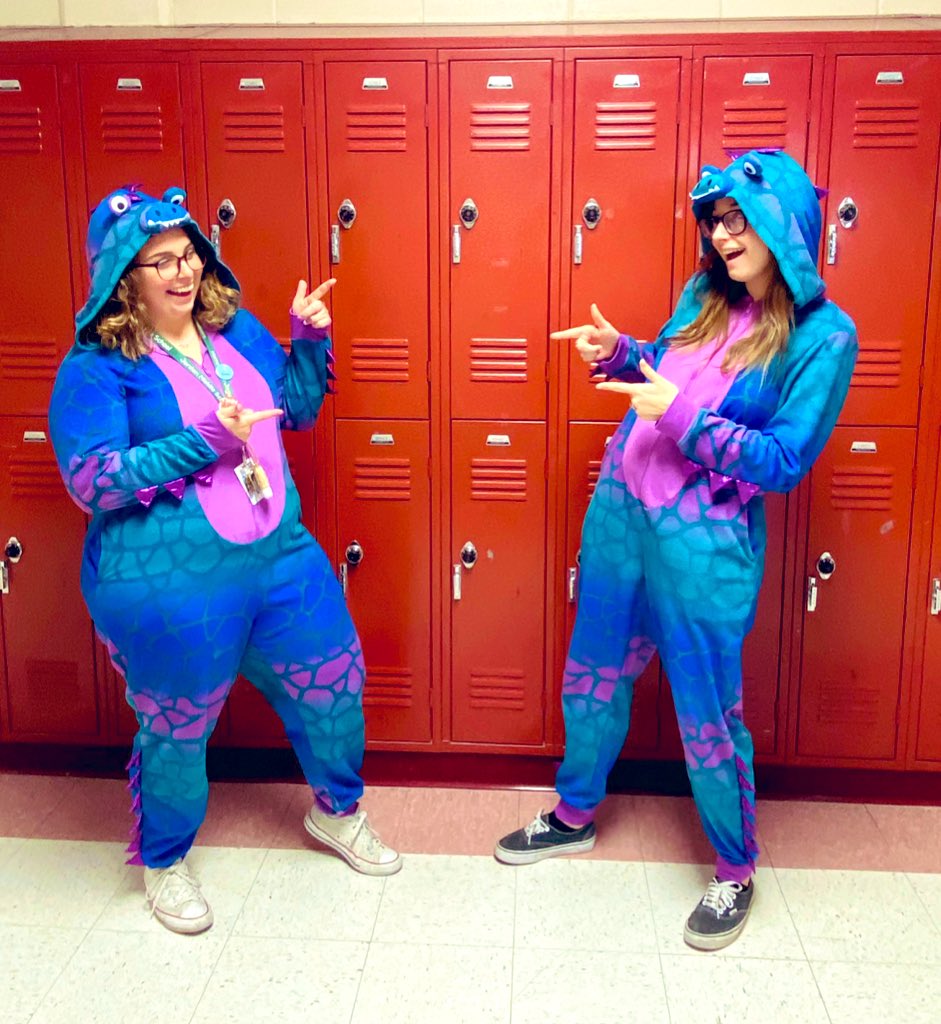 MsAnabelRomero's tweet image. “Choose a job you love and you will never have to work a day in your life.”  Love the energy and passion of these two. Thank you for all you do! #EducatorsOfTheYear #JordanMSLegends #ProudPrincipal