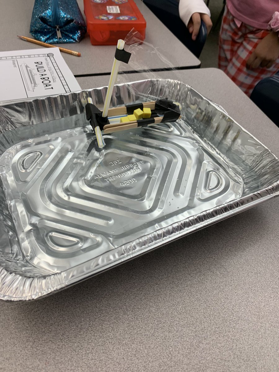 RBMSSchmitt's tweet photo. Engineering time! Designing a boat in science!! #RBBisBIA https://t.co/27ponEsYYb