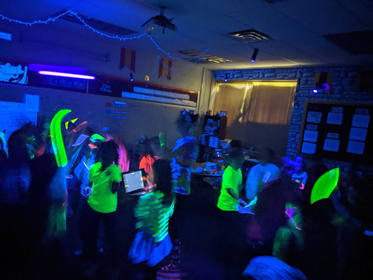 Knippergarten's tweet photo. Just another week at CNE #projectunschool https://t.co/iKnIwG2OvI
