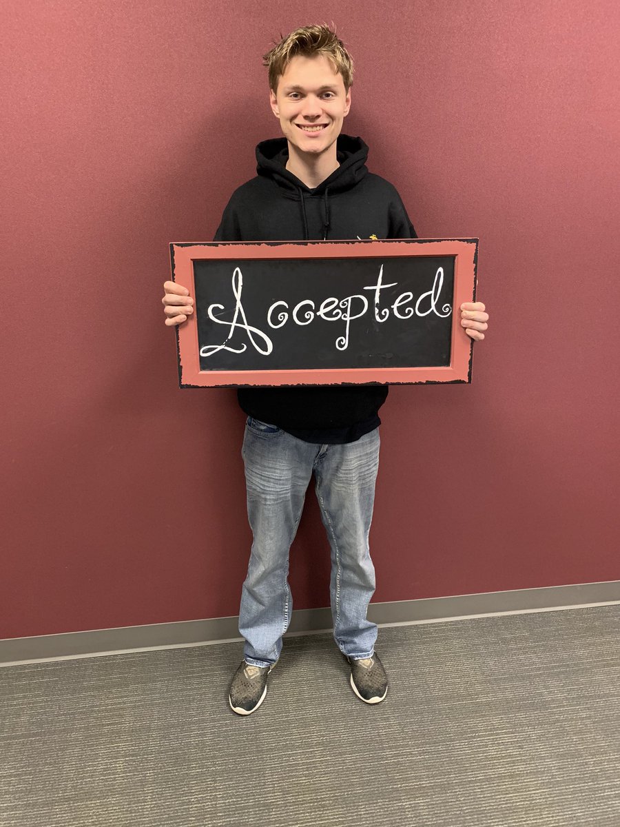 PearlandHS's tweet photo. ENLISTED! Congratulations to Thomas Odell on his enlistment in the U.S Marine Corps! Thank you for your service!! @USMC #OilerGrad2020 https://t.co/BhMUWrNT9K