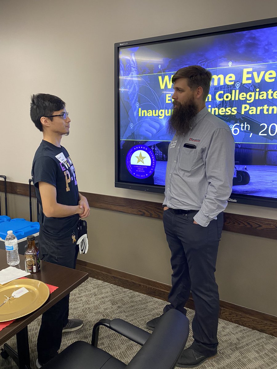 EvermanISD's tweet photo. Today we held a brunch for our PTECH program. During the brunch, representatives from various businesses discussed internship opportunities for students and partnerships with the district! Great job bulldogs! #EISDStayConnected https://t.co/9N7bfNQCXh