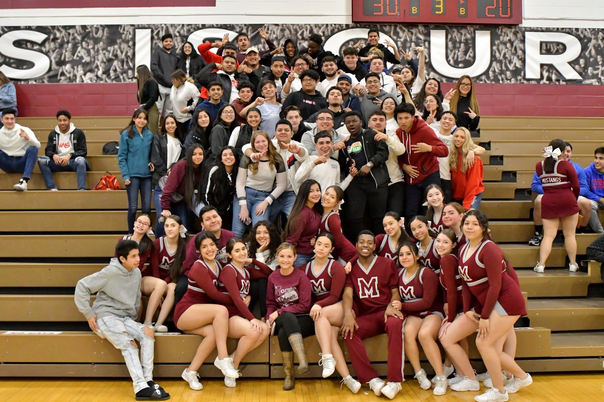 Mustangs don’t miss out on the fun‼️ Come to support the boys basketball team as they take on the Dukes from York High School for the Regional Championship at 7pm. Tickets are $5. #mortonpride ⁦<a href="/Morton201/">Morton 201</a>⁩ 🏀🏀🏀🏀🏀 🐎🐎🐎🐎🐎