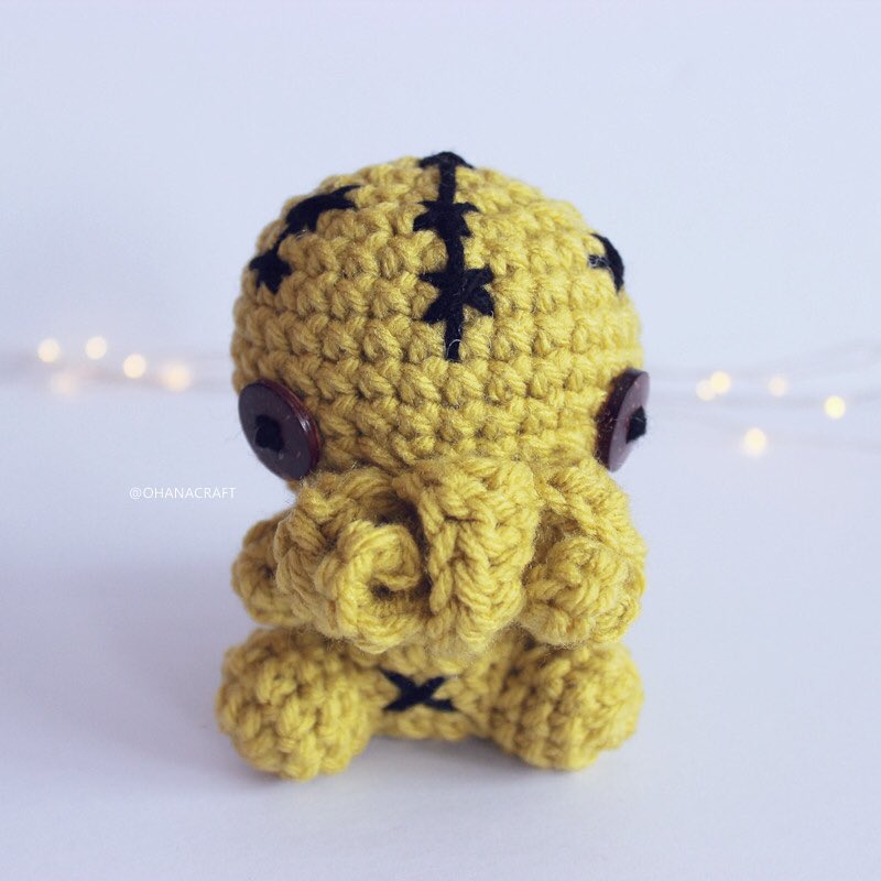 ohanacraft's tweet photo. My #voodoocthulhu With or without wings? https://t.co/eqecVZpTh8
#ohanacraft #amigurumi #crochetbabycthulhu #babycthulhu #cthulhu #cthulu #kidthulhu #crochetcthulhu #cthulhuamigurumi #crochetvoodoodoll #lovecraft #callofcthulhu #lovecraftian #cthulhumythos #necronomicon https://t.co/OUFMUctDfU