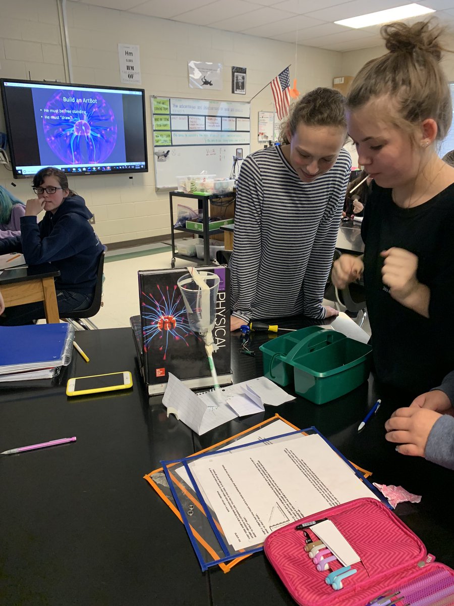 MO_Keeffe's tweet photo. After their quiz over electricity Ss were  challenged to use their knowledge of circuits and electricity to create a free standing device that can “draw.” A throwback to a training from the one and only @JTBrown78 @McCleskey_MS #stemcobb https://t.co/aUk5gStnMd