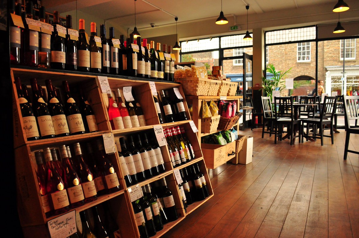 Any plans for the weekend? How about visiting your local independent wine merchant, bakery or any other business you quite like and would want to keep: cambridgewineblogger.blogspot.com/2020/03/suppor… Please RT <a href="/JancisRobinson/">Jancis Robinson</a> <a href="/jamiegoode/">Jamie Goode</a> <a href="/timatkin/">Tim Atkin</a> <a href="/timhayward/">🥩🥩Tim Hayward🥩🥩</a> <a href="/LeonStolarski/">Leon Stolarski 🇪🇺 #FBPE #Rejoin #FBPA</a> <a href="/NickOakley/">Nick Oakley</a> <a href="/TheWineSociety/">The Wine Society</a>