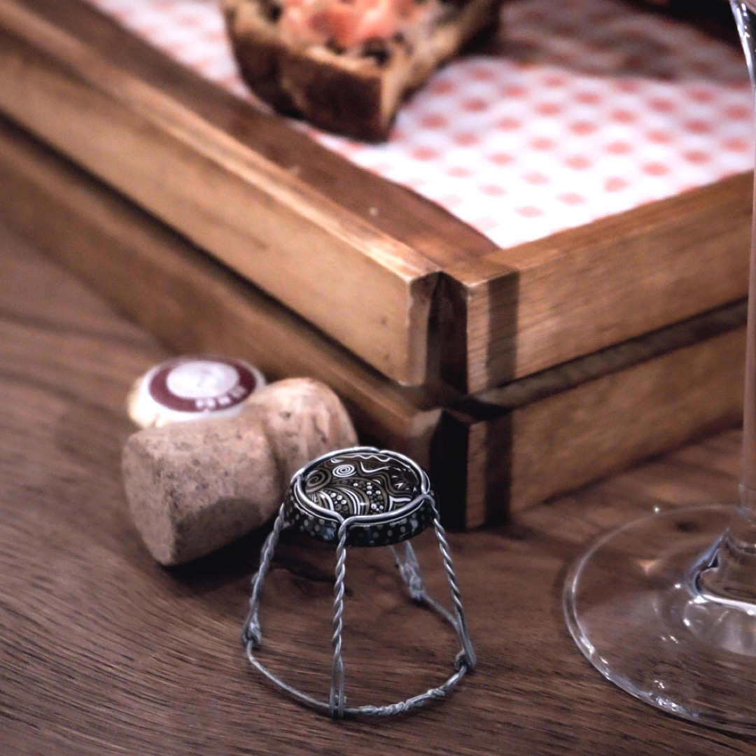 Het weekend, ook wij kijken daar naar uit! 

Niet zozeer dat wij dan rust willen of nodig hebben, maar juist dat wij jou weer de lekkerste gerechten en wijnen mogen serveren! 

#foodbarzilvr #zilvr #weekend #weekendvibes #gerechten #foodbar #wine #beer #drinks #gezelligheid