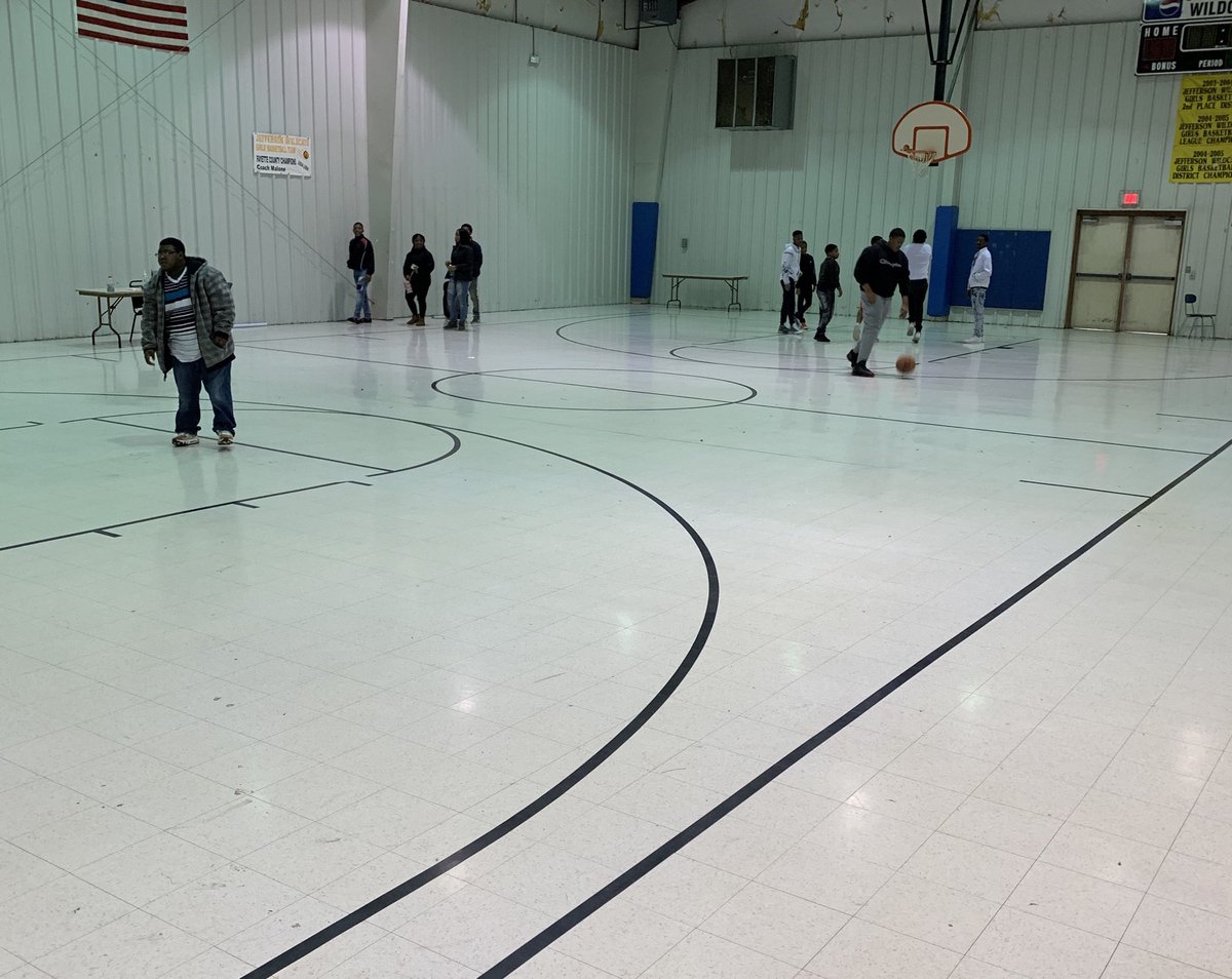 JILC2019's tweet photo. ISS &amp; ALC students putting in some physical activity! #progress ⁦@suptking⁩ https://t.co/ioknPqQAsu