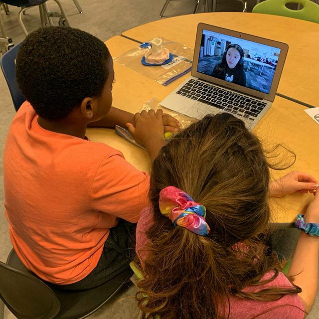 DaysinEdTech's tweet image. A few second graders in Ms. Johnson’s class met with their 7th grade partners using a Google Hangout to discuss their prototypes.  The 7th graders will fabricate the prototypes for their Middles School 3D Printing class. #eshlab ift.tt/3cFmctE