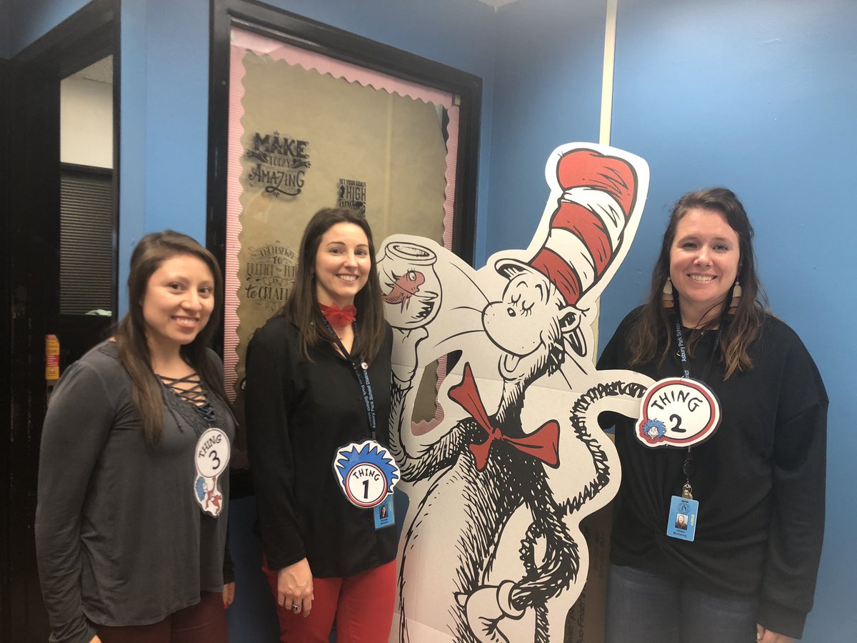 jillgarbolino's tweet photo. Great week celebrating #ReadAcrossAmerica at #DMLKMS 🎉 shoutout to our amazing reading specialist @bridgetkean1 for planning activities to help teach students about the importance of reading and motivate them to read more! @mrsnormanap @MrGrassoAP @jackiephilhower https://t.co/hOHb7Y8BjN