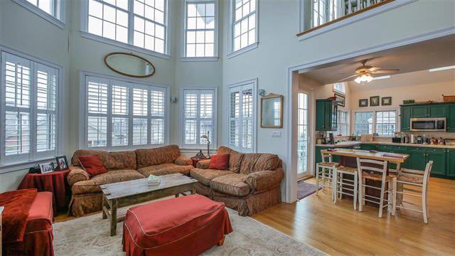 Jess_RealEstate's tweet photo. OPEN HOUSE 
Beautiful beach block, parkway home custom designed by original owners to take advantage of unobstructed spectacular ocean views.
#realestate #njrealestate #njrealtor #njrealestateagent #njrealtors  #newjerseyrealtors #margatenj #margatebeach #margate #ssir #sothebys https://t.co/xBszGQW55F