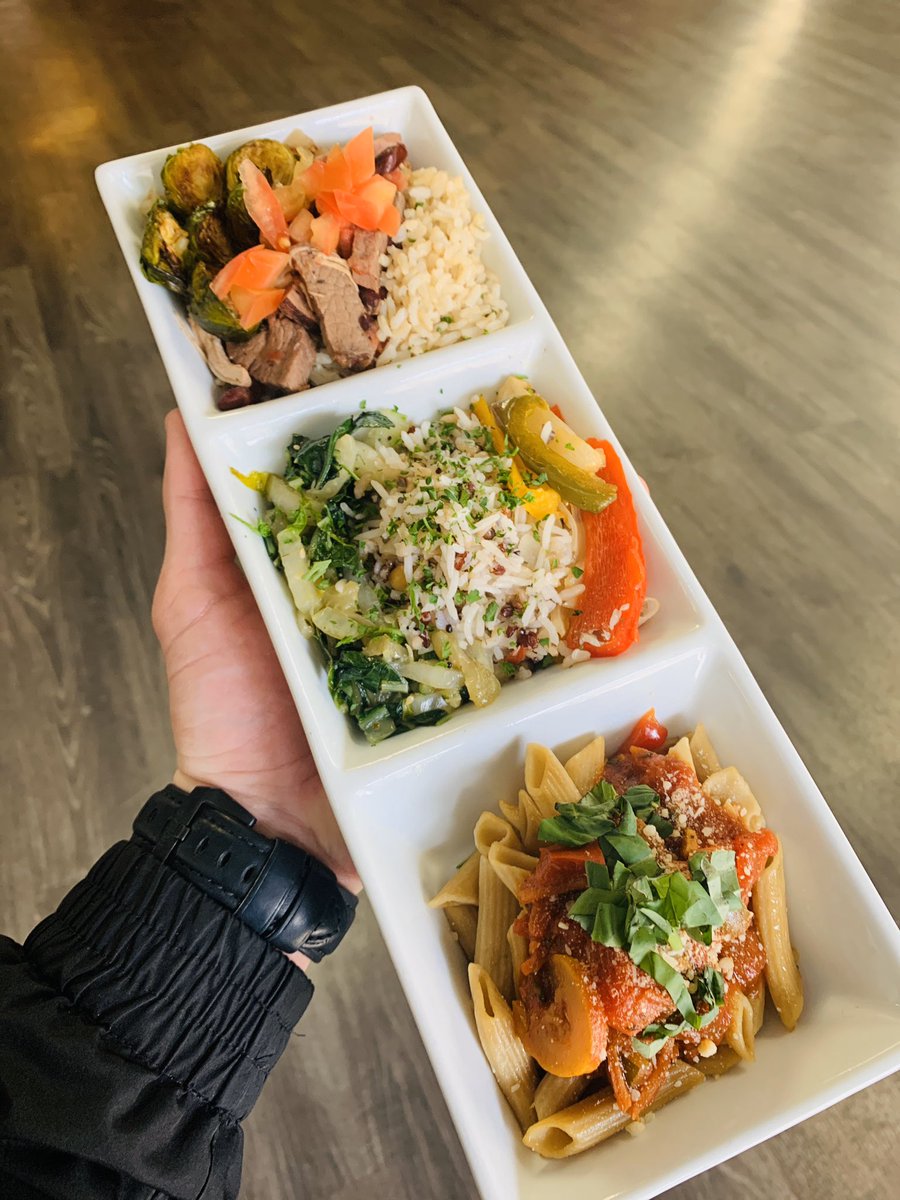 suudining's tweet image. Lunch three ways from the Thunderbird Dining Circle! Get all this and more with all-you-care-to-eat dining for the $9 lunch door price or 1 meal swipe.