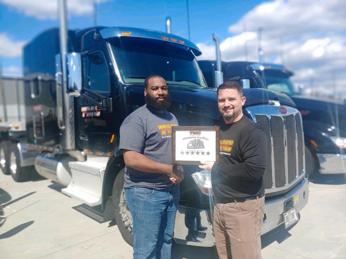 TMCTRANS's tweet photo. Welcome to TMC from Columbia, SC!
Shout-out to Cornelius Harris for receiving the Orientation Honor Roll. He's a graduate of CDS Tractor Trailer Training.
#orientation #graduationday #timefortraining #honorroll #blackandchrome #cdl #cdljobs #DestinationExcellence https://t.co/FT2VI6nEbW
