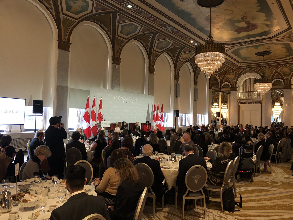 We are working to remove barriers in 🇨🇦’s procurement process - opening the door to a broader range of bidders, including women &amp; minority run businesses.

Engaging a wider group of businesses adds to the value that we are delivering for Canadians. #IWD2020