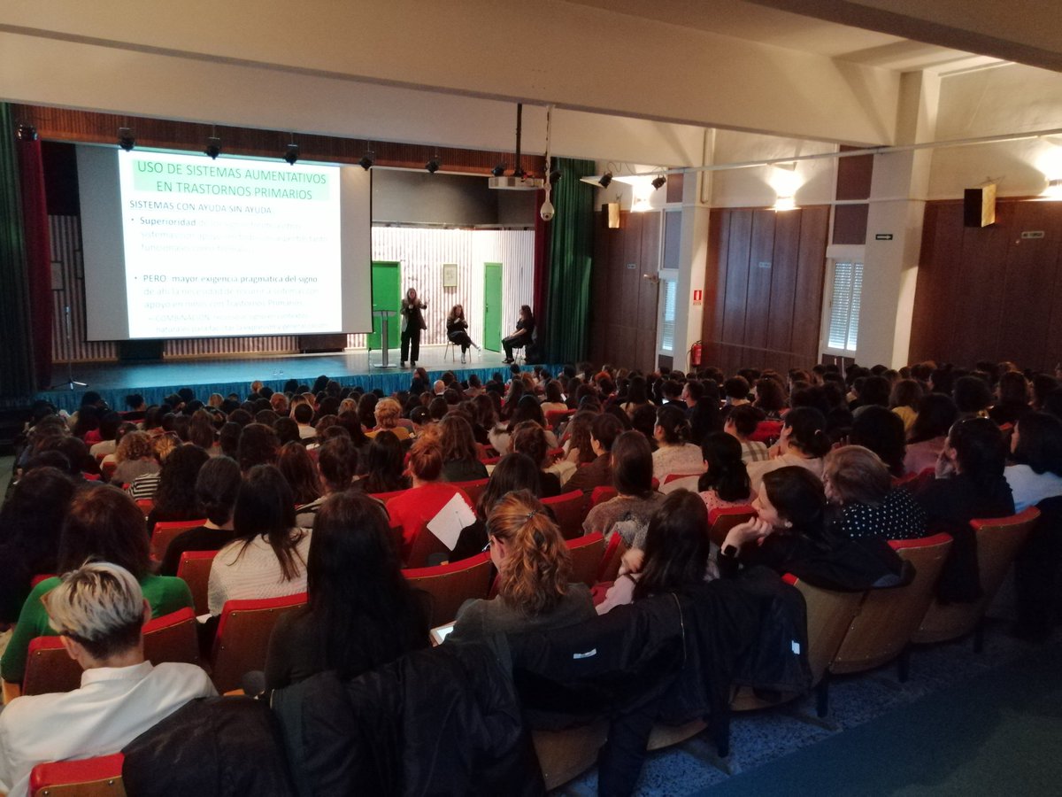 Hoy hemos podido disfrutar de una Jornada de 2 horas de formación con Isabelle Monfort sobre Funciones Pragmáticas del Lenguaje en relación a TEA Y TEL Gracias al #CRIFacacias y en especial a <a href="/msgraciani/">María Sanz Graciani</a>  y @PedroLVinuesa  por acoger esta propuesta de <a href="/MaestrosalMad/">AMMAL</a> #TELtgdCRIF