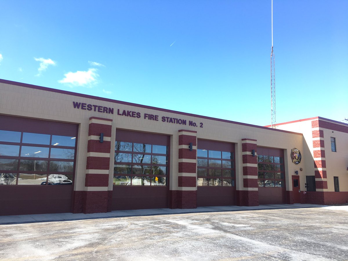 JoinFireService's tweet photo. Another busy morning for Join The Fire Service as we spent time discussing recruitment operations with the @HalesCornersFD and the @WesternLakesFD.

Learn more about joining these two departments and others by visiting our website:

https://t.co/9R36Kh9sEi https://t.co/SGpiGAvNrw