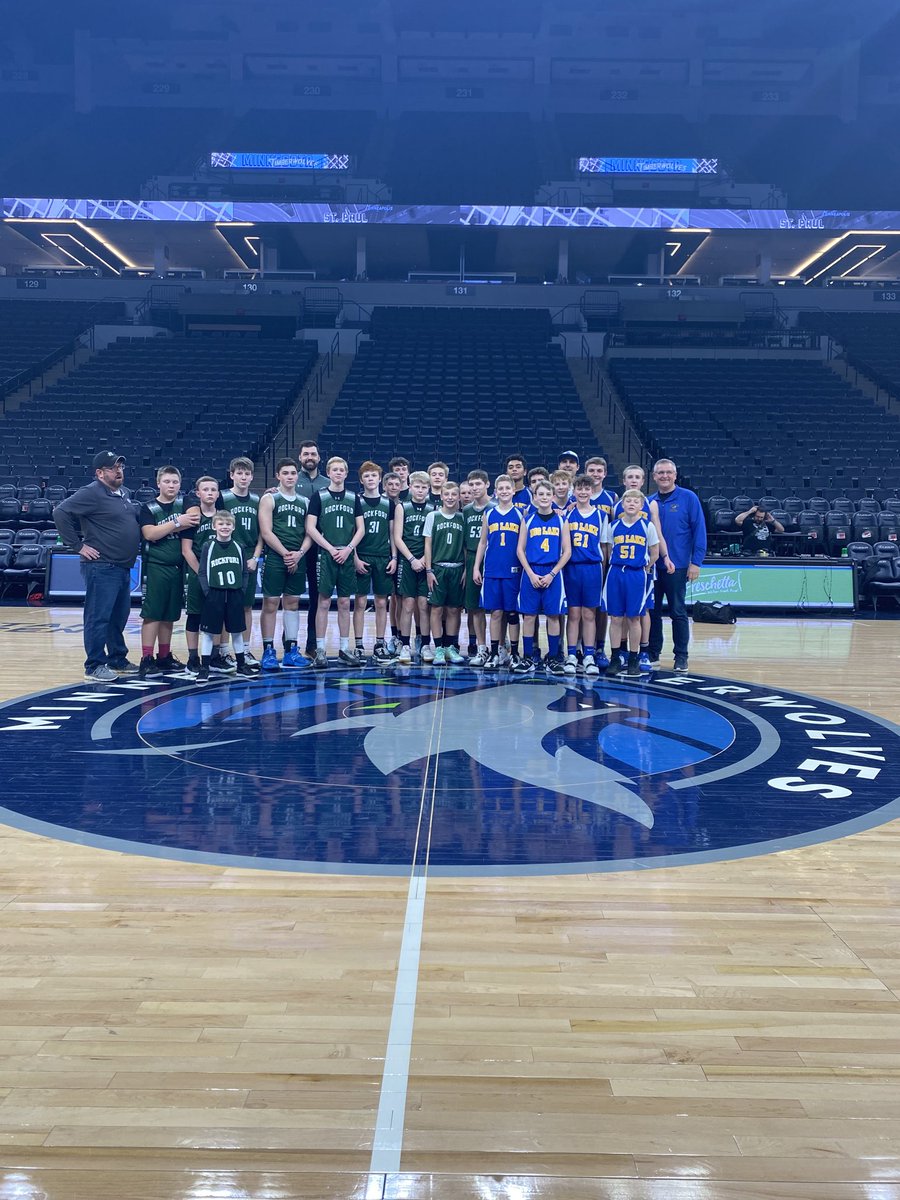 mattbare23's tweet photo. Thanks to these 8th graders from Rockford and Big Lake for coming in today.  #playwheretheprosplay https://t.co/c8foA4sKNe