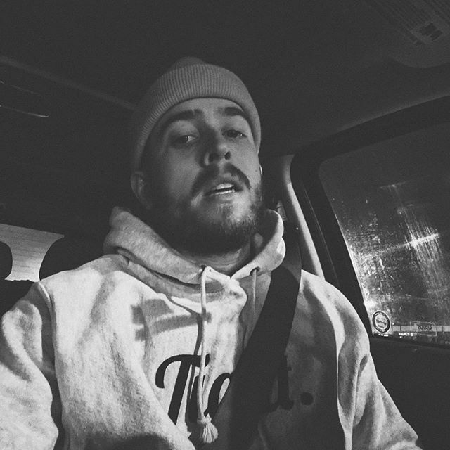 KeepItTightKnit's tweet photo. Ditch the jacket... It's sweater weather muthaplucka! Our #reverseweave Twill hoodies will give you the confidence you need to leave the house without a jacket. They are heavyweight, soft and will get you laid. Cop one today at https://t.co/uYKSEIAMx5
__________________________… https://t.co/NOVhC9tBCX