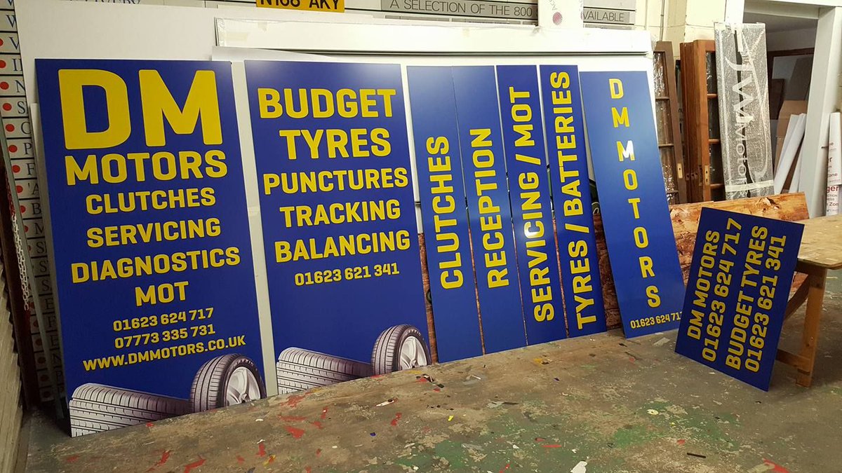 Craft_Signs's tweet photo. Is the front of your store starting to look a little out dated?
Is it time to bring it into the modern age &amp; start attracting new customers?

If you're in need of a new store sign be sure to get in touch with Craft Signs today to discuss what we can do for you today! https://t.co/qgSqRoYefX