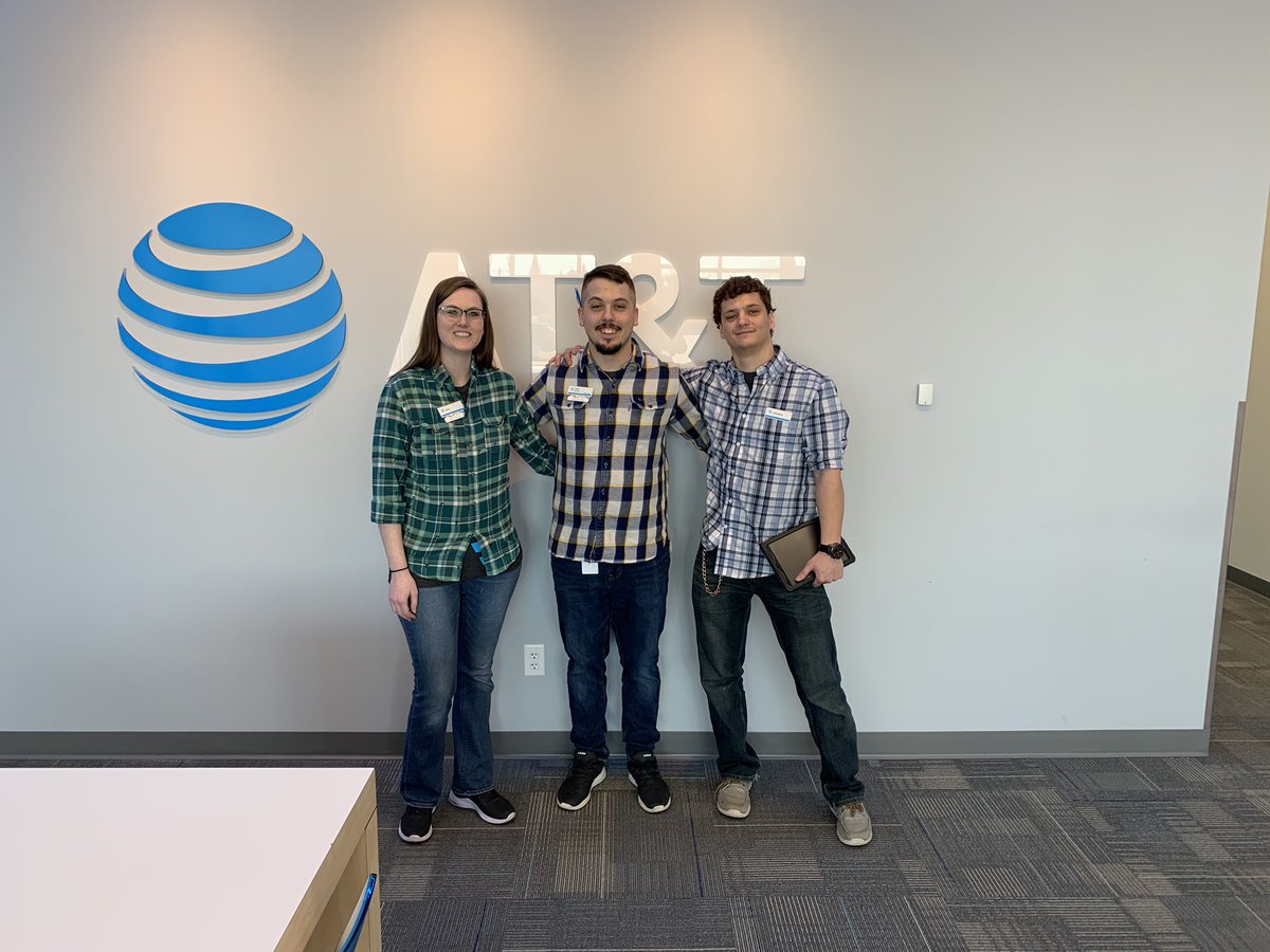Chaska_ATT's tweet photo. I appreciate these guys! #EmployeeAppreciationDay #flannelgang #boldnp #lifeatatt @bpeterson407 https://t.co/I4rC26VTgu