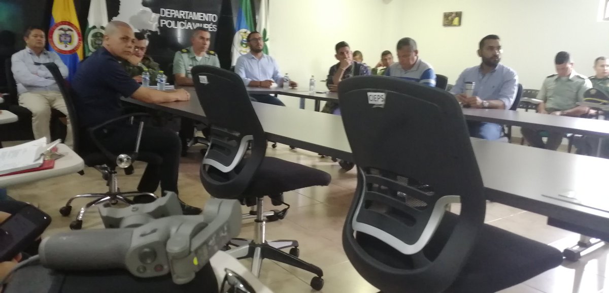 gennogar's tweet photo. La Policía Nacional de Colombia, rinde i forme de gestión con énfasis en Derechos Humanos. Departamento de Policía Vaupés. https://t.co/b058qQBH7k