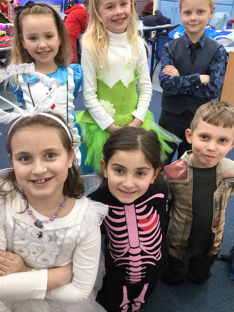 HTAClassEaston's tweet photo. What a fantastic day we had celebrating World Book Day! #HTAReads https://t.co/Bh26uncRIF
