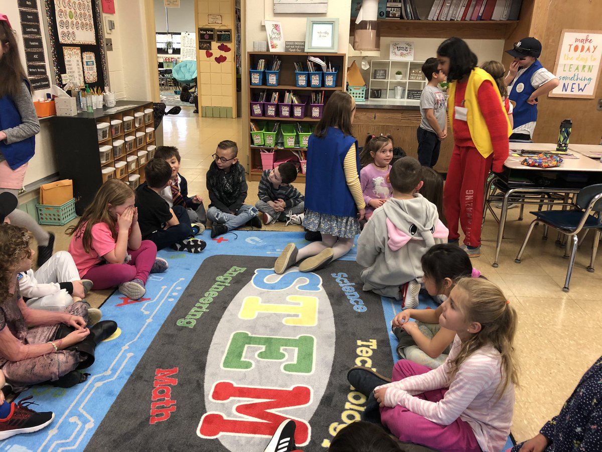 ButlerTeachSPSS's tweet photo. Students as leaders...and teachers!! 4th grade ESS Ambassadors designed and taught a PBIS lesson and interactive activity to 1st graders! #studentvoice #studentsareteacherstoo @BevBeldenESS @uclaEXCEL https://t.co/1226mPCvh1