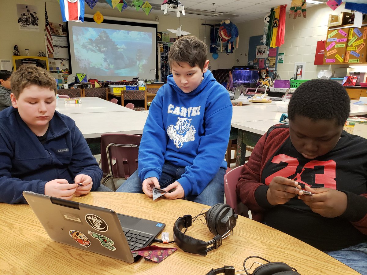 gwcmsworldlang's tweet photo. What better way to end the week than the relaxing art of #Origami in International Studies? Educational @YouTube , @OrigamiPlayer , and real-life modeling created the perfect atmosphere for learning this ancient craft. @gwcarvermiddle @ajmclaurin4 @BettinaStaudt #oneCCPS #ccpswl https://t.co/4AB3OKSOpx