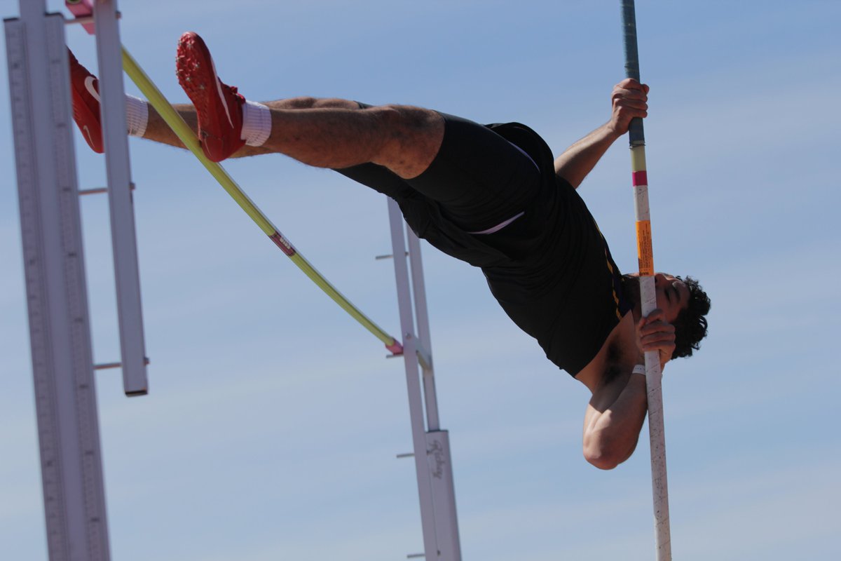 TF | HISTORY FOR THE TORNADOS!!!

Kendall Simpson and Alejandro Salazar each set school records in the pole vault!

#TornadoNation