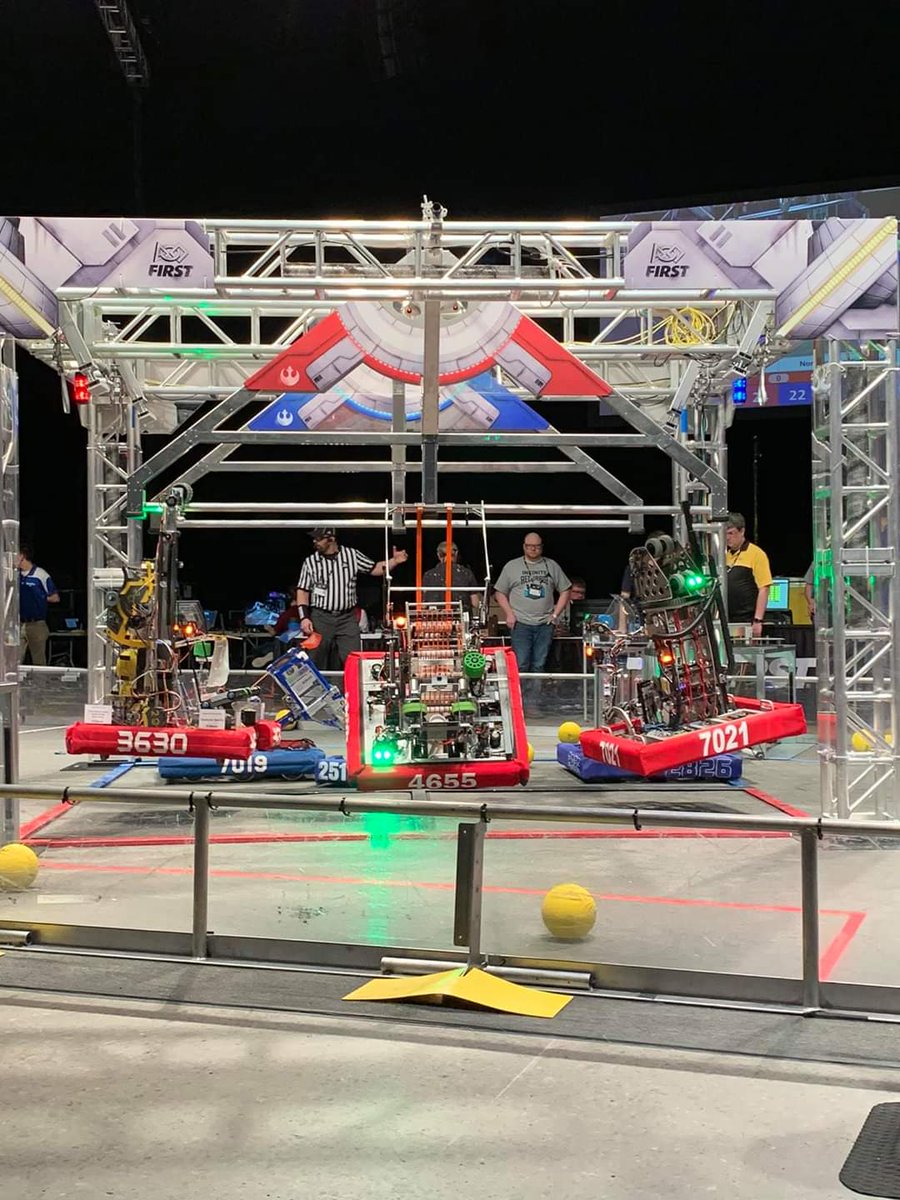 After a rough day yesterday we came out with a win on our first match. <a href="/WisconsinFRC/">Wisconsin FRC</a> <a href="/FRCTeams/">FIRST Robotics Competition</a> #omgrobots #successfulclimb