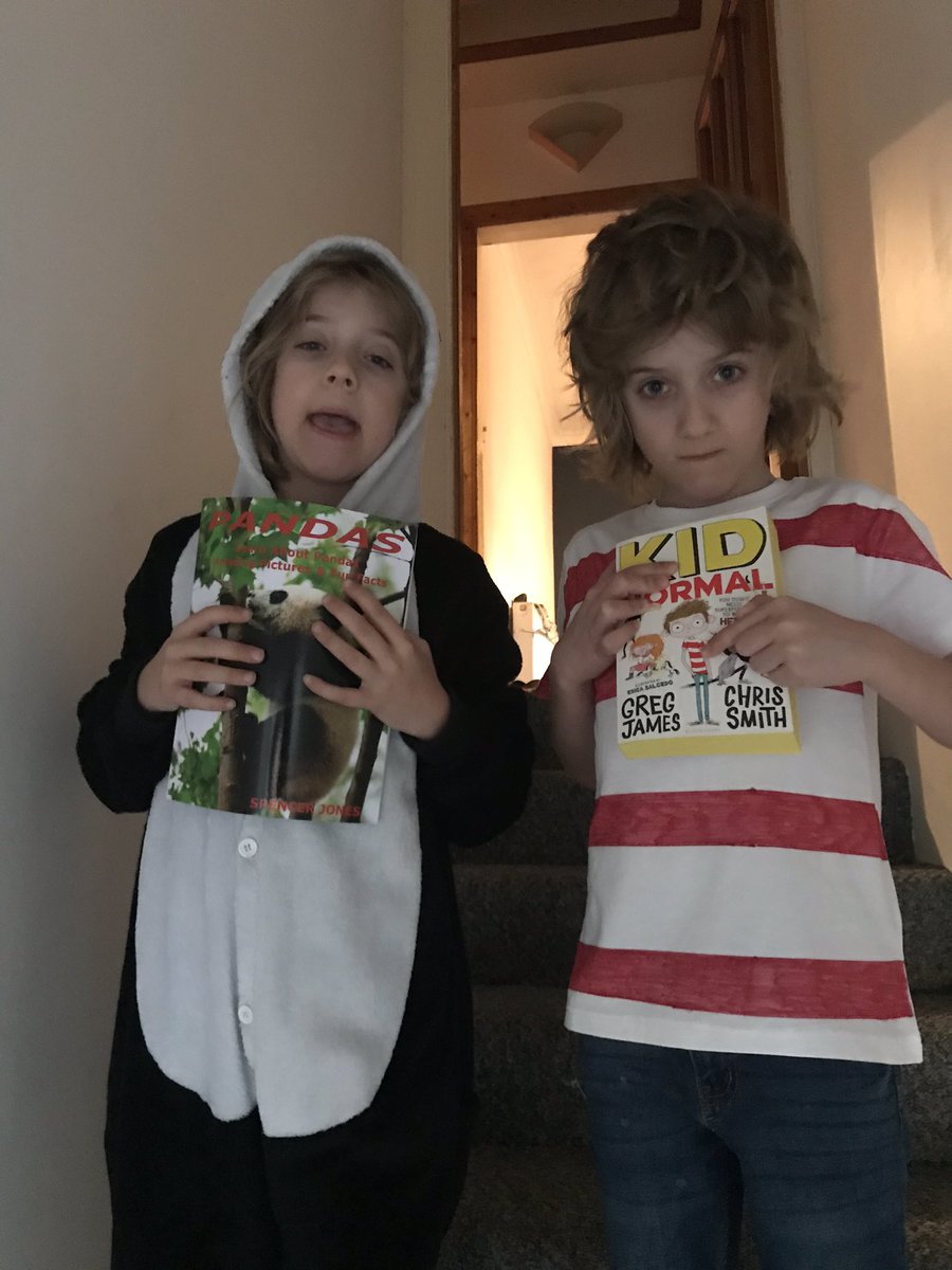 LitleMissHunter's tweet image. Spending Thursday night colouring in #kidnormal teeshirt for #workdbookday Thanks @gregjames lol. He was delighted