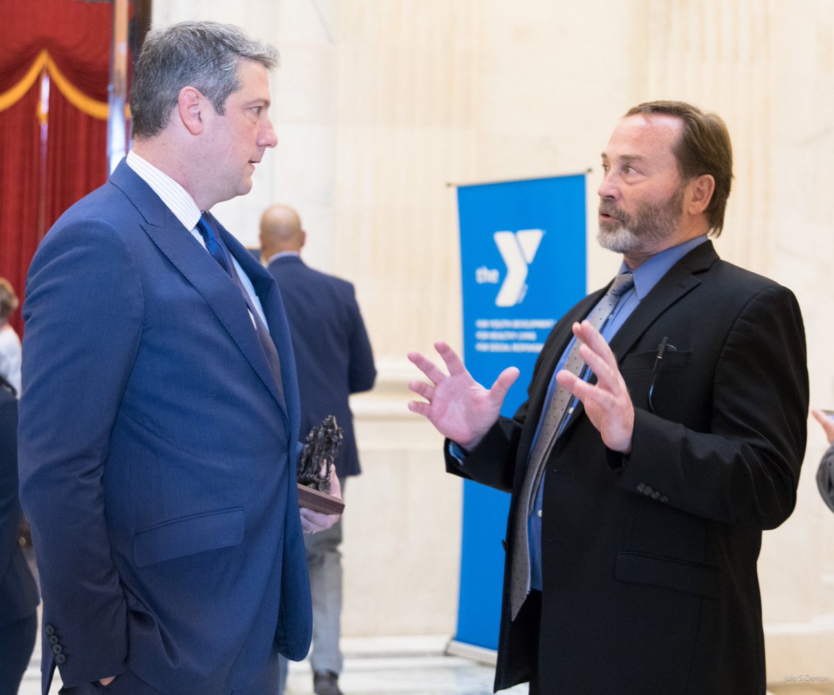 NealDenton's tweet photo. It’s powerful when our #charity friends and partners join with #ymca #yadvocate leaders at @YMCAadvocacy Days! Grateful to @Steve_Taylor_DC @UnitedWay for sharing the #ProtectGiving message with @SenatorLankford and @RepTimRyan over the breakfast.  We love advocating together! https://t.co/kY5dLLMHTB